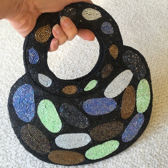 Hand beaded purse - Picture 3 of 4